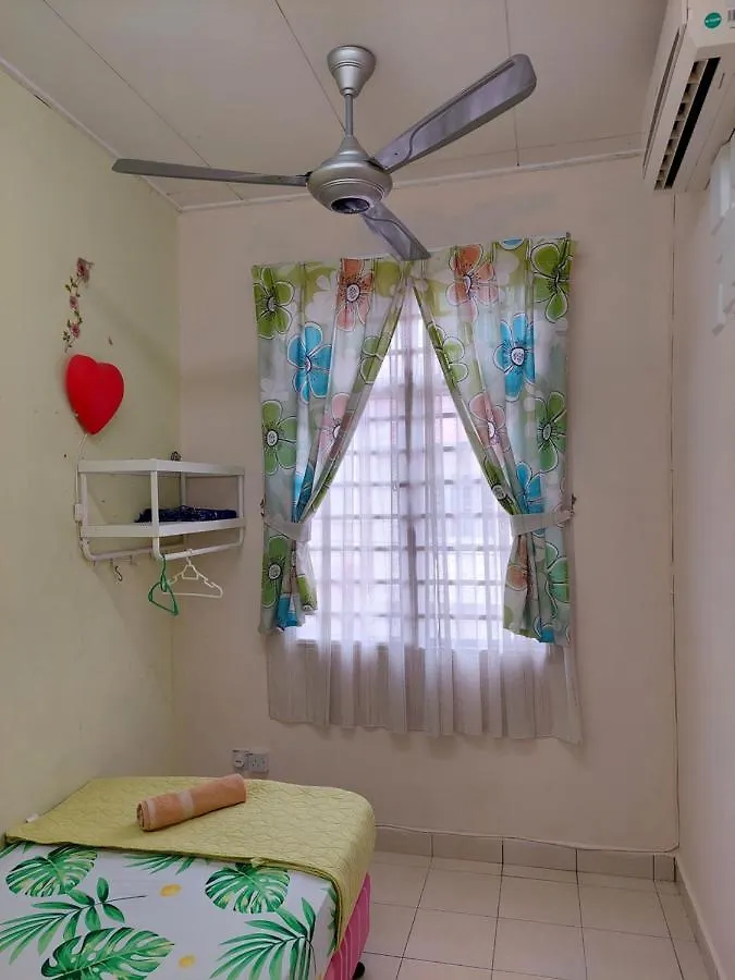E&A Homestay Klia/ Sepang/ Nilai 0*, Sepang Malaysia