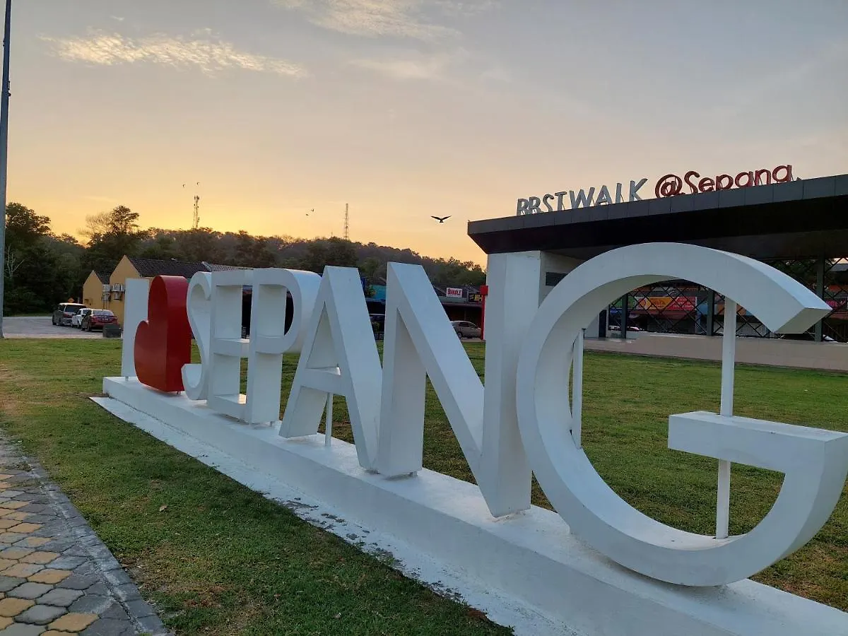 E&A Homestay Klia/ Sepang/ Nilai Sepang